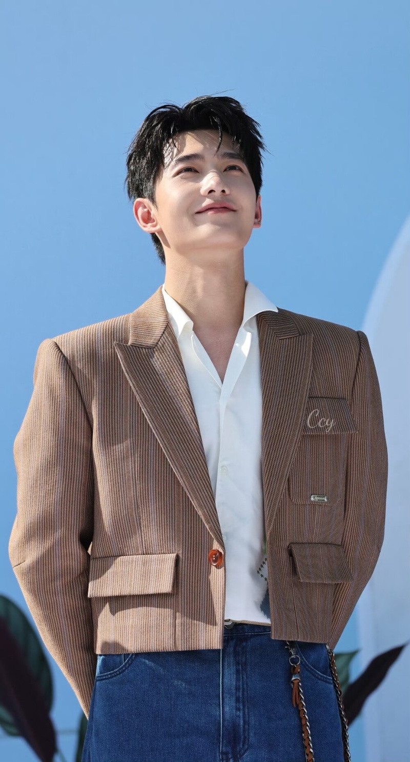 杨洋